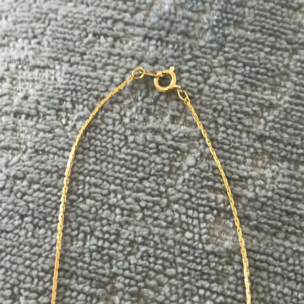 Vintage Gold-tone Tiny Heart Choker Necklace - Picture 4 of 4